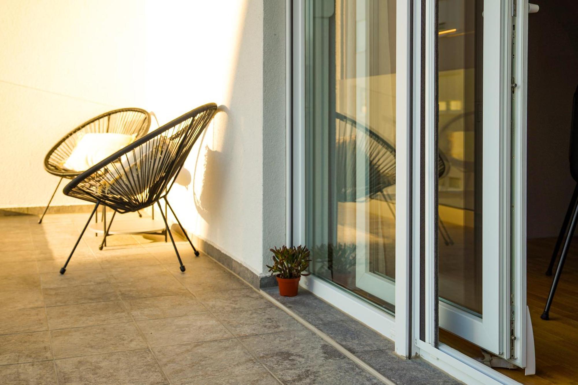 Stefani - Balcony & Free Private Garage Parking Zadar